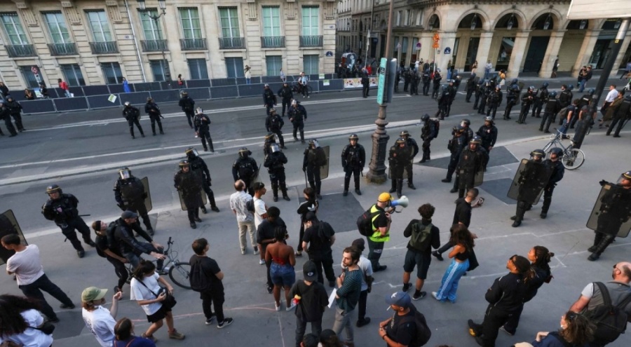 Fransa'da gözaltı sayısı arttı!