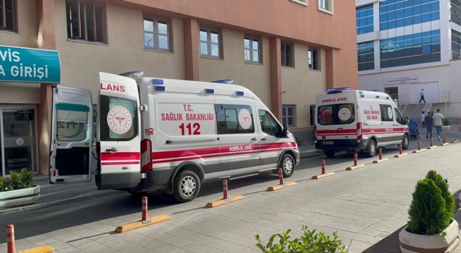 Kayınbiraderini bıçakladı