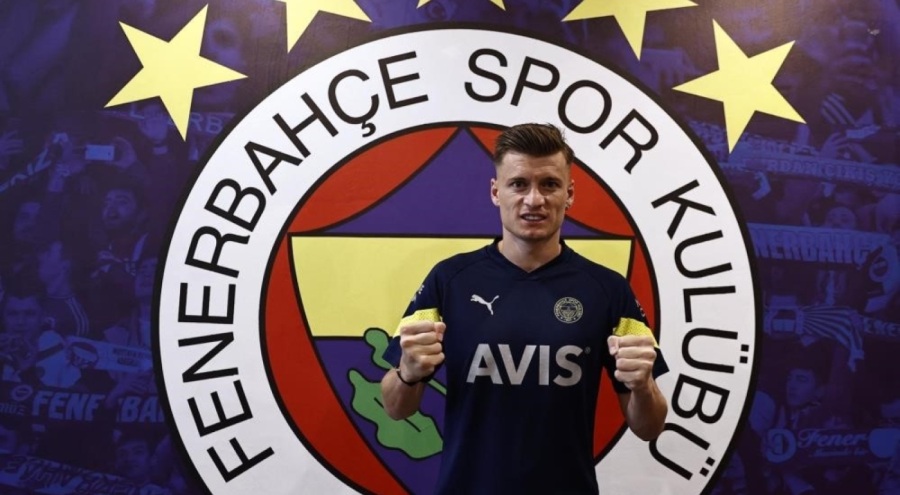 Ezgjan Alioski, Fenerbahçe'ye veda etti