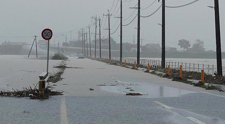 Japonya'da sel baskını: Yarım milyona yakın kişi tahliye edildi