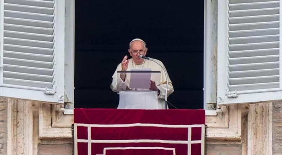 Papa Francis'ten Kuran yakılmasına ilişkin tepki!