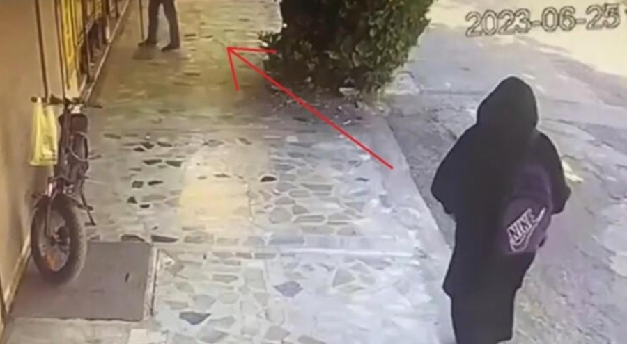 Ayakkabıcıya kezzap atan çarşaflı erkek çıktı!