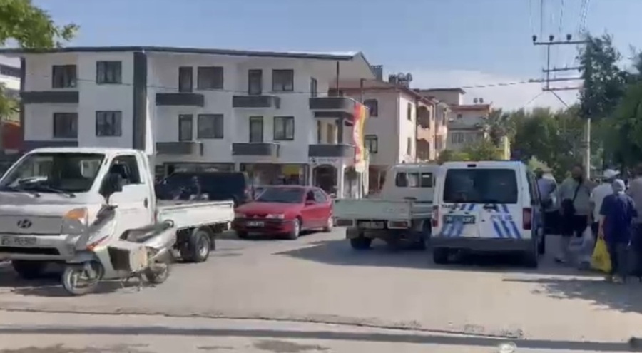 Bursa'da kamyonetin altında kalan kız çocuğu yaşamını yitirdi