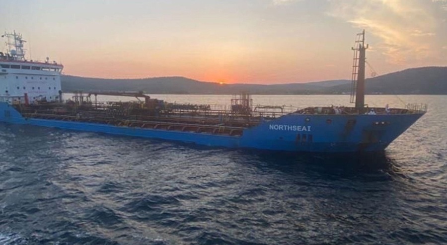 Çanakkale Boğazı'nda gemide arıza çıktı