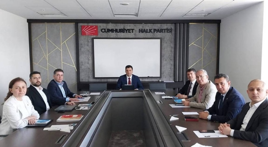 CHP'de 'genel başkanı tüm üyeler seçsin' önerisi!