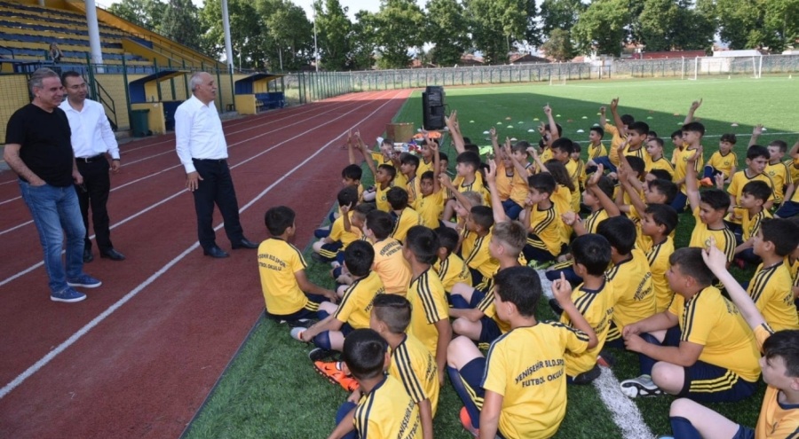 Bursa Yenişehir Belediyesi yaz futbol kurslarından ücret almayacak