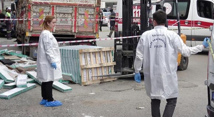 14 yaşındaki çocuk babasının kullandığı forkliftin altında ezildi!