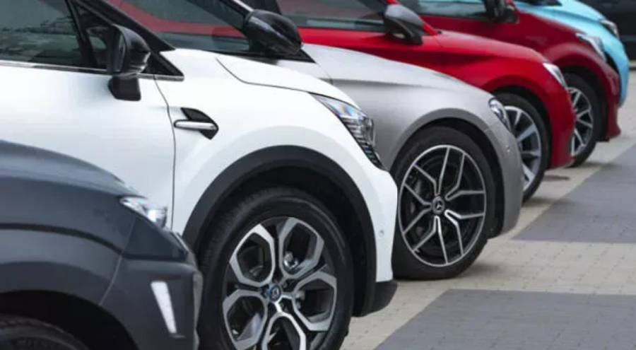 Renault'a yüzde 12 zam geldi