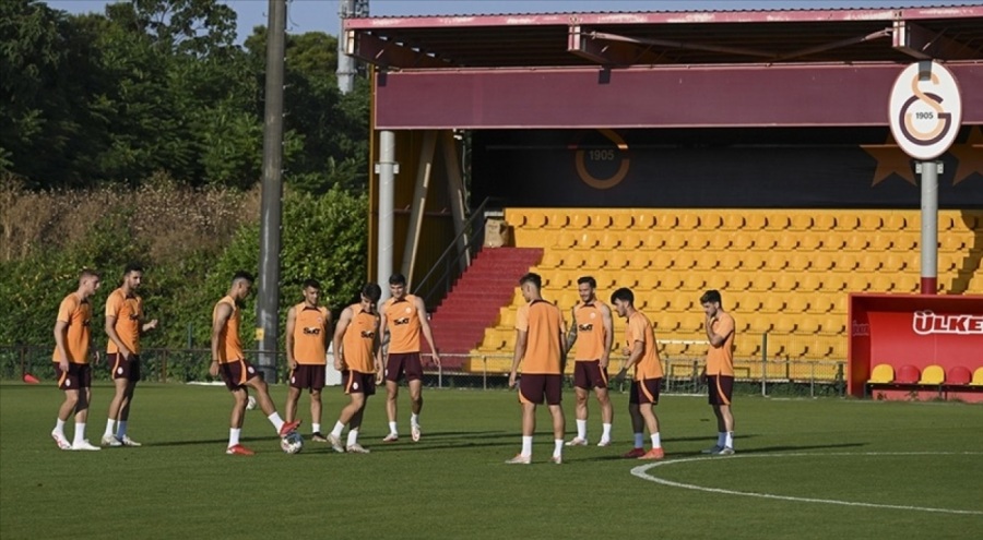 Galatasaray'ın Hull City ile oynayacağı maçın saati değişti