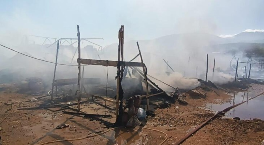 Hatay'da depremzedelerin kaldığı çadırkentte yangın!
