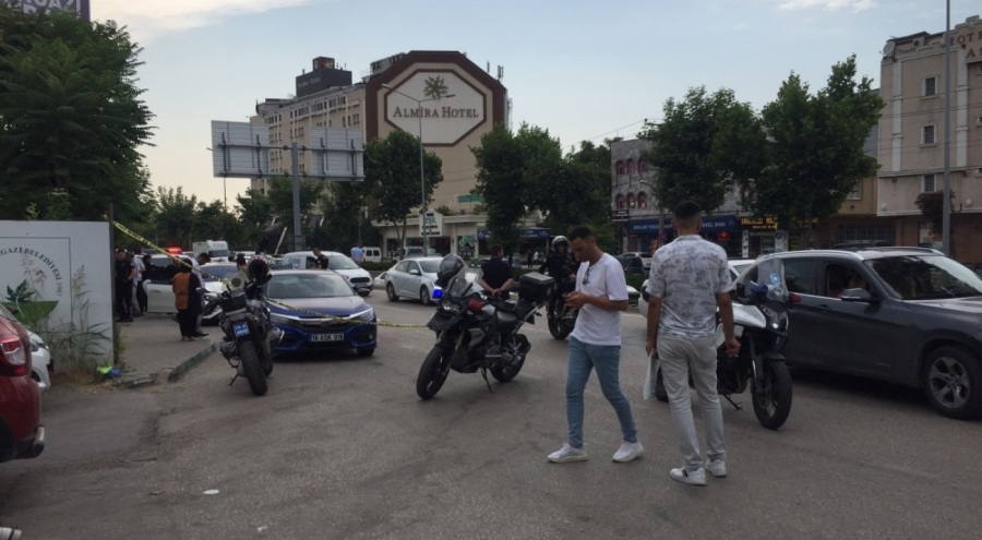 Bursa'da arkadaşı tarafından boğazından bıçaklanarak öldürüldü