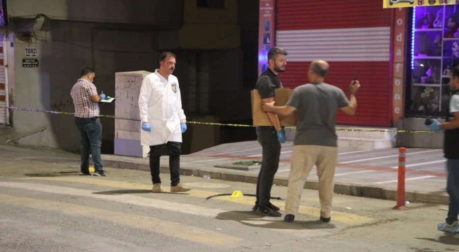 Şanlıurfa'da akraba kavgası: 1'i polis 3 yaralı