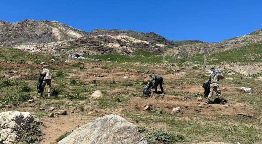 Cilo-Sat Gölleri'nde festival temizliği