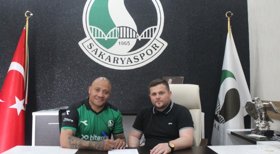 Sakaryaspor, Dino Ndlovu'yu kadrosuna kattı