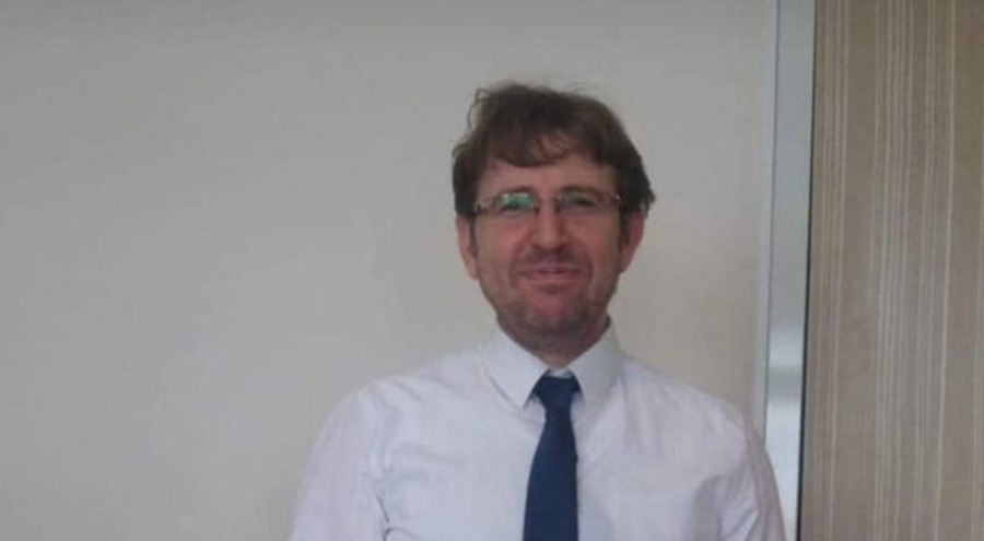 Görev yaptığı hastanede öldürülen doktora mesai arkadaşlarından anma töreni