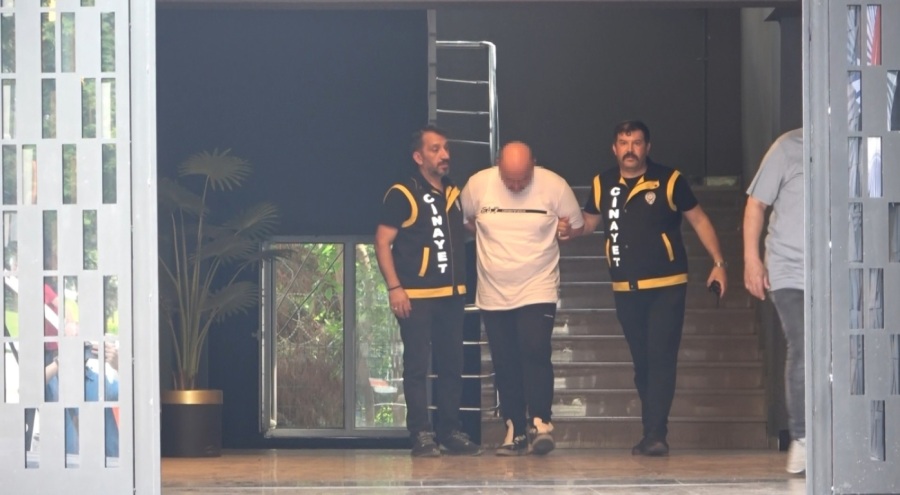 Bursa'da patronunu öldüren muhasebeci adliyeye sevk edildi!