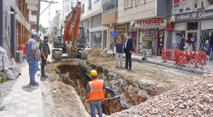 Karacabey'de altyapı çalışmaları devam ediyor