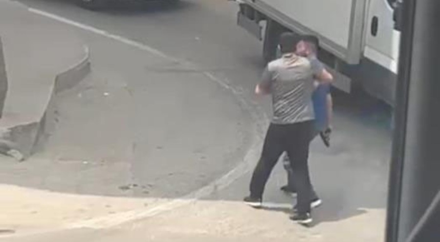 Bursa Yunuseli'de kız meselesi yüzünden silahlı çatışma!