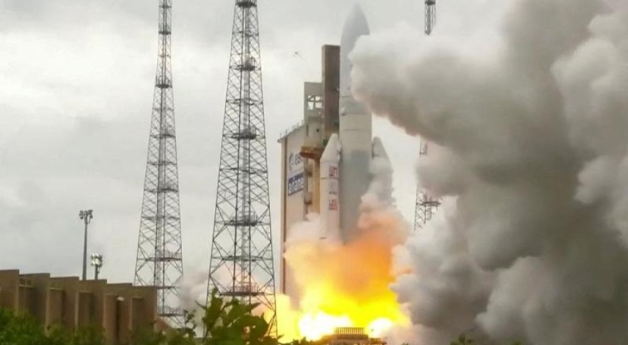 Ariane 5 roketini son defa uzaya yolladı