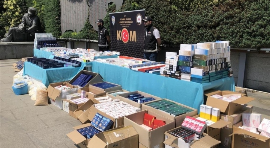 Piyasa değeri 30 milyon olan çok sayıda kaçak ilaca el konuldu