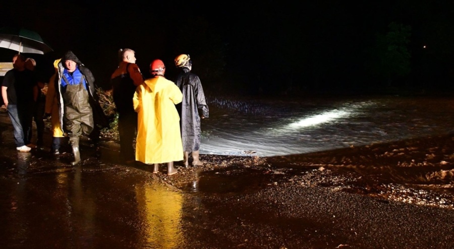 Düzce'yi kuvvetli yağış vurdu!