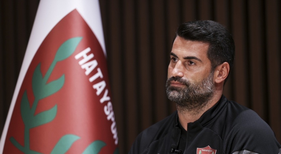 Volkan Demirel, Hull City ile oynayacakları karşılaşma öncesi Hataylılara mesaj gönderdi