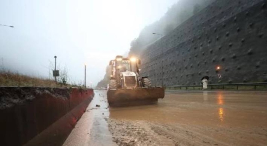 Bolu Tüneli trafiğe kapatıldı