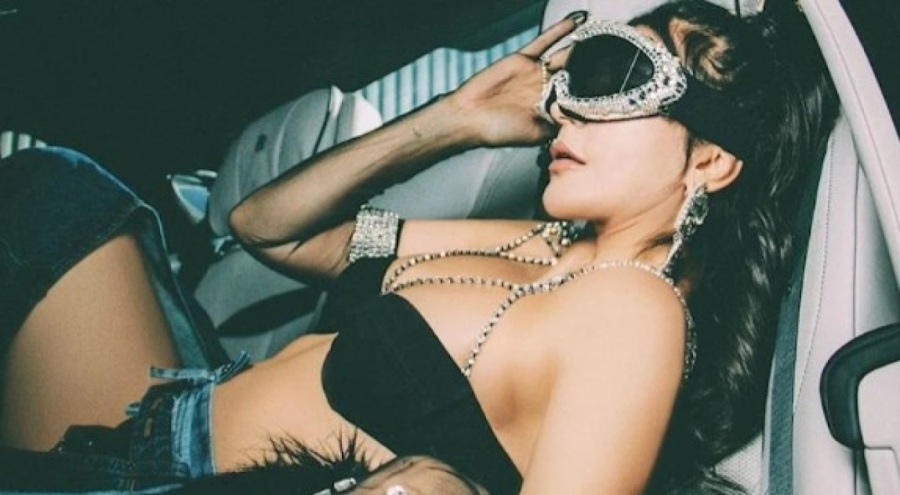 Hande Yener'in konseri iptal edildi