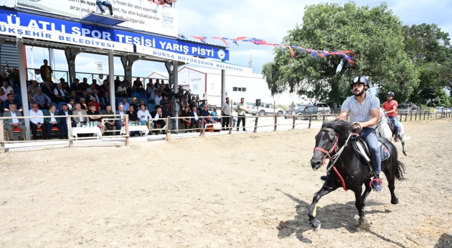 Rahvan at yarışlarında çeyrek final heyecanı