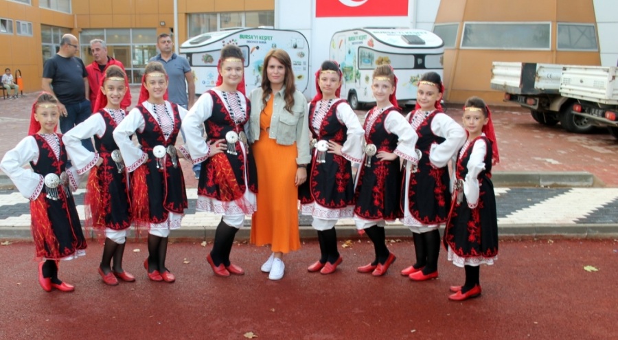 Festivalin gözdesi minik yıldızlar oldu