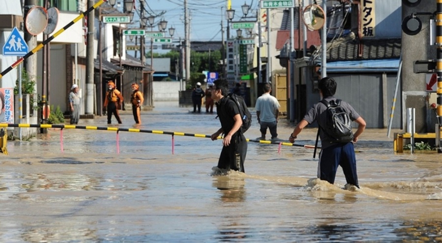 Japonya'da sel 5 can aldı
