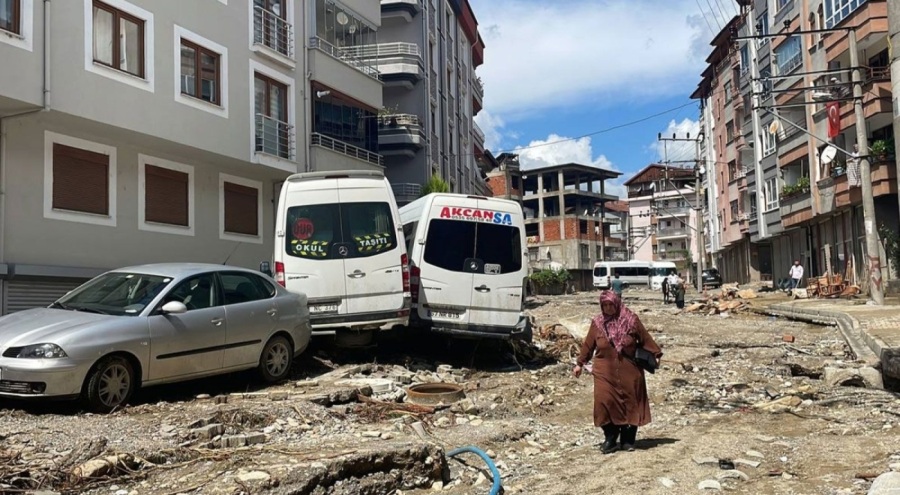 Prof. Dr. Naci Görür'den Karadeniz uyarısı geldi: Vakit geçirmeden...