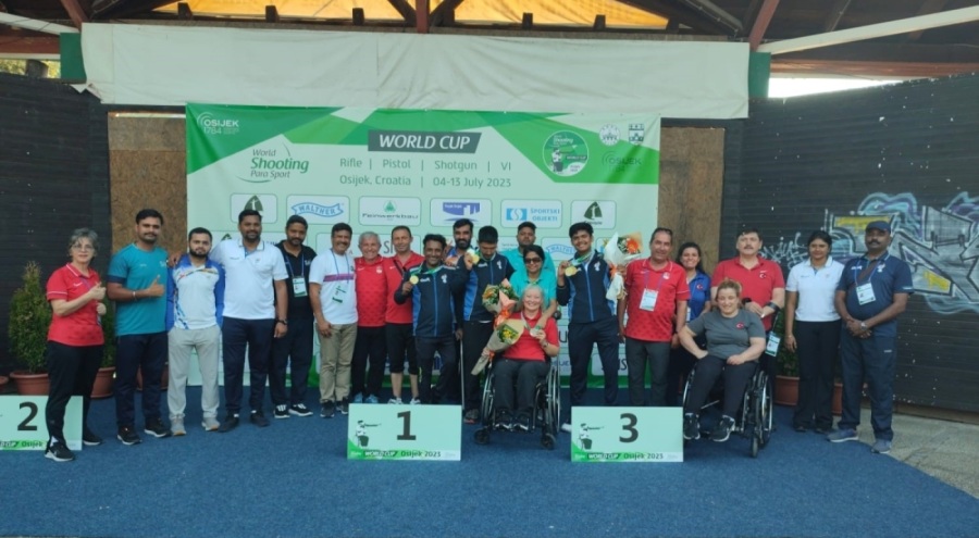 Bursa Büyükşehir Belediyesporlu Özgan'dan bronz madalya
