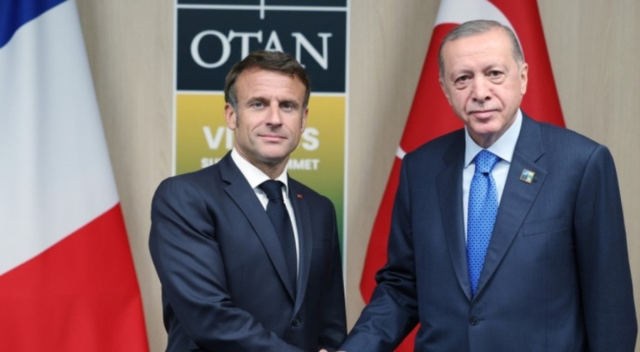 Erdoğan, Fransa Cumhurbaşkanı Macron ile görüştü