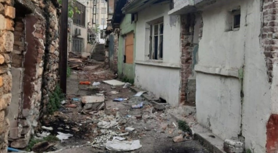 Bursa Osmangazi'deki metruk binalar tehlike saçıyor