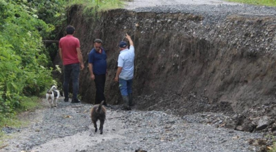 Samsun'da 6 hane tahliye edildi