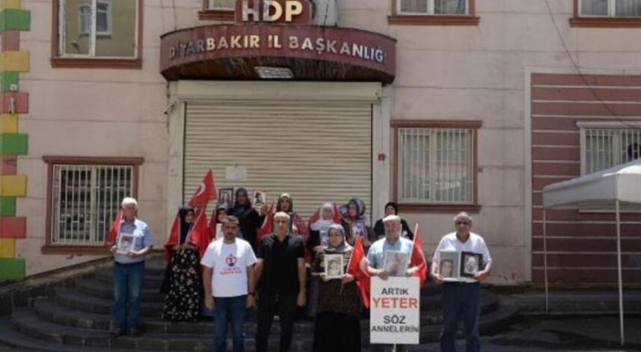 Evlat nöbeti tutan aile sayısı yükseldi