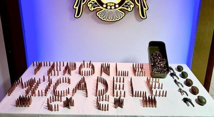 Hatay'da cephanelik gibi araç!