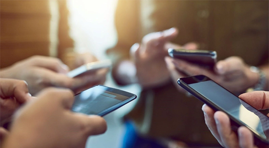 BM'den sosyal medya uyarısı: Tüm dünyada nefreti körüklüyor