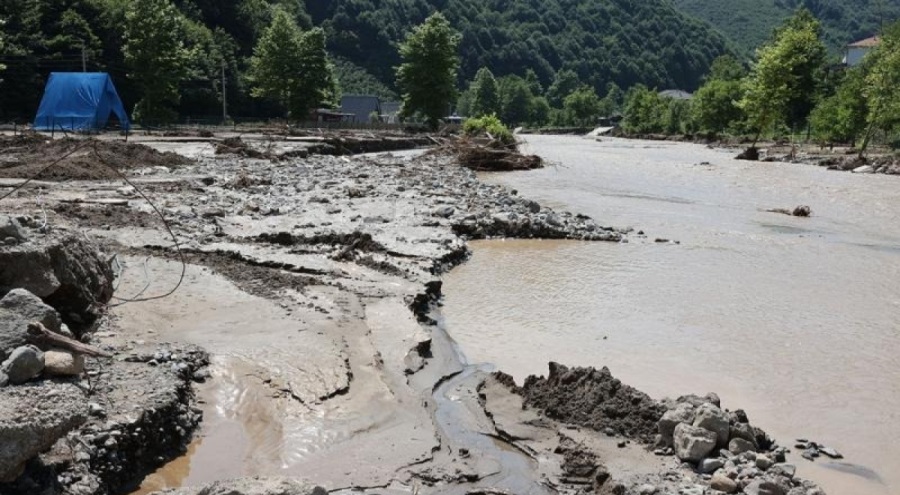 Düzce'ye sel felaketinin ardından 2 milyon liralık destek ödemesi