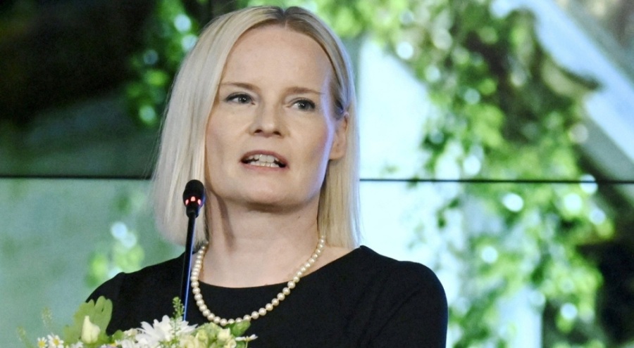 Türklere hakaret etmişti! Finlandiya'da Irkçı bakan özür diledi