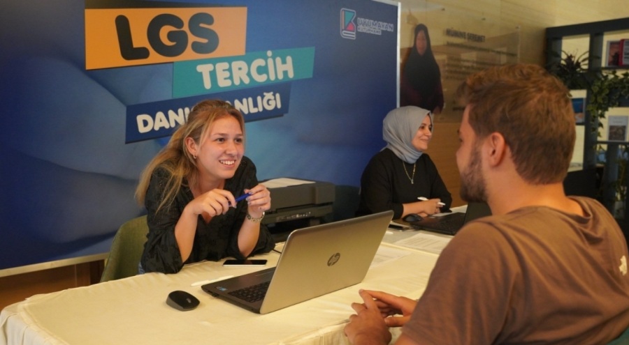 Bursa Yıldırım Belediyesi'nden öğrencilere tercih danışmanlığı