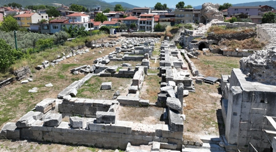 M.S 2'nci yüzyılda yaptırılan İznik Roma Tiyatrosu turizme kazandırılıyor