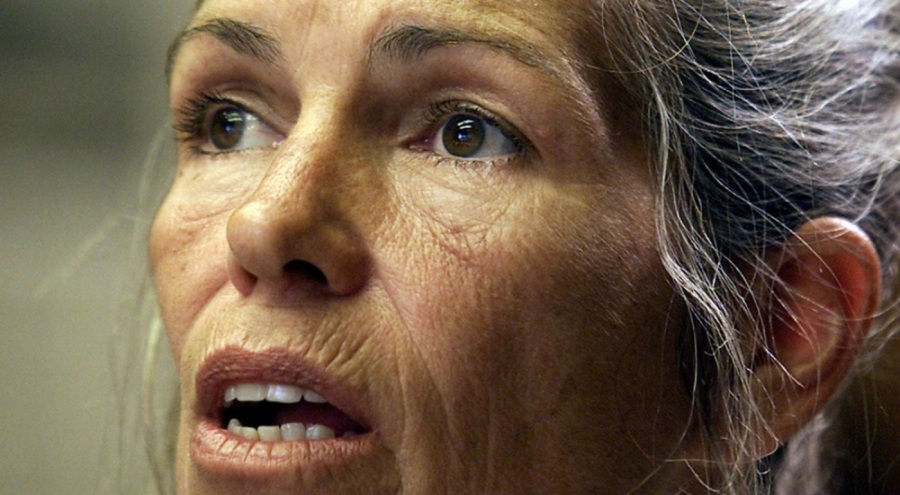 Seri cinayetler işleyen aileye yardım eden Leslie Van Houten'a 53 yıl sonra tahliye