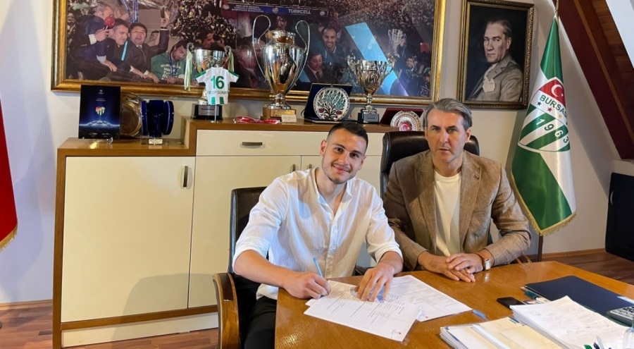 Deniz Aydın Bursaspor'da kaldı