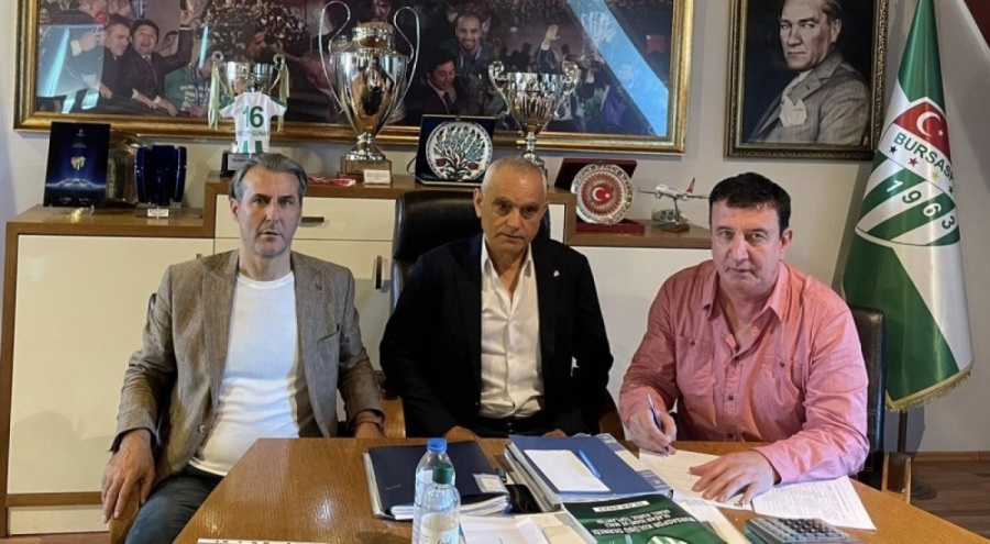 Bursaspor'un yeni teknik direktörü Yalçın Gündüz