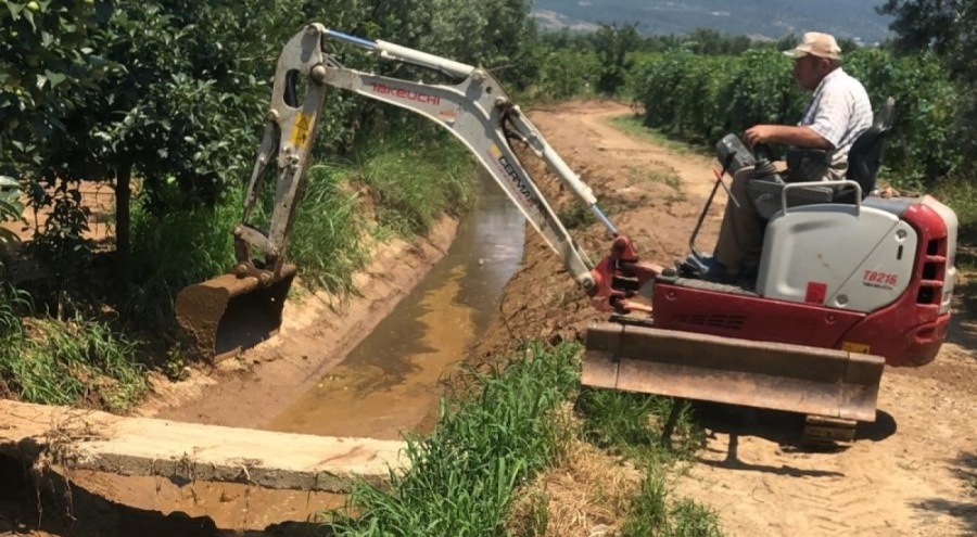 Bursa İznik'te sel sonrası temizlik çalışmaları devam ediyor