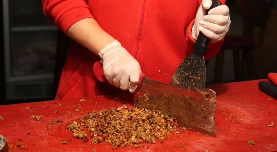 AB üyelik sürecinde kokoreç yasağına esnaftan ilginç çözüm