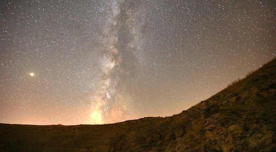 Romanya'ya dev meteor düştü