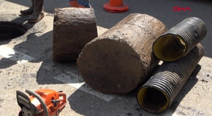 Kanalizasyondan çıkanı gören ekipler, şoke oldu!